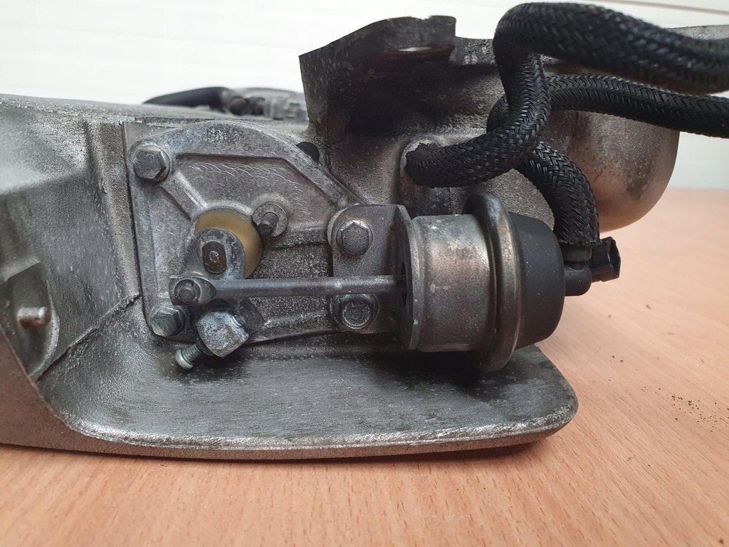 фото №14, Коллектор всасывающий volvo xc90 i 4.4 v8 06r и 09r