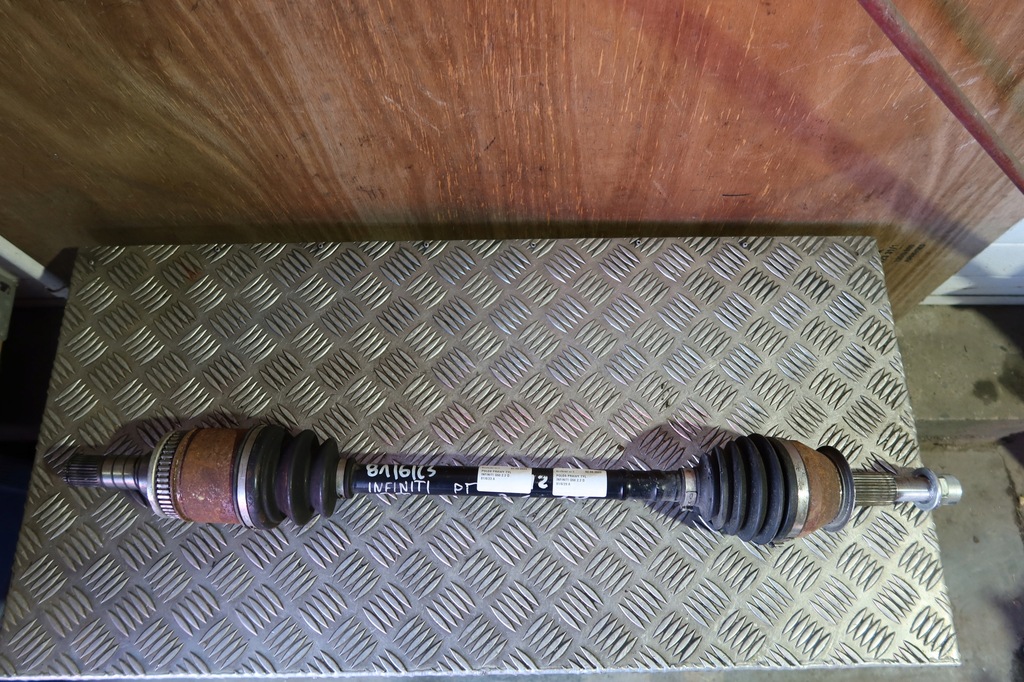 фото №1, Приводной вал правый задняя infiniti q50 2.2d 170 km