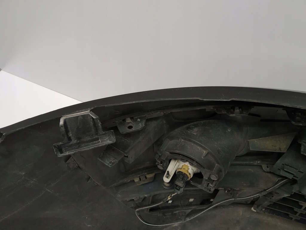 фото №10, 08+ c3 picasso бампер решётка перед чёрный