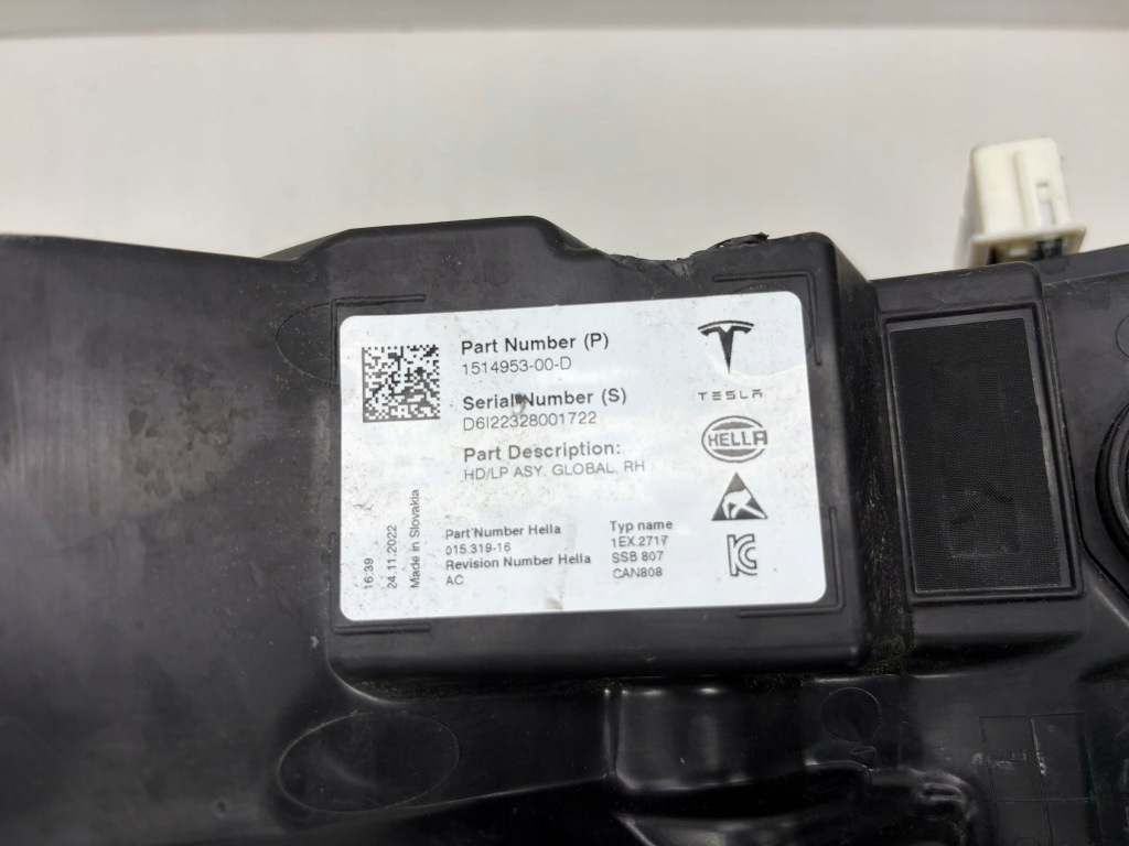 Tesla 3 рестайлинг  лампа передняя full led правый перед 1514953 с Разборки