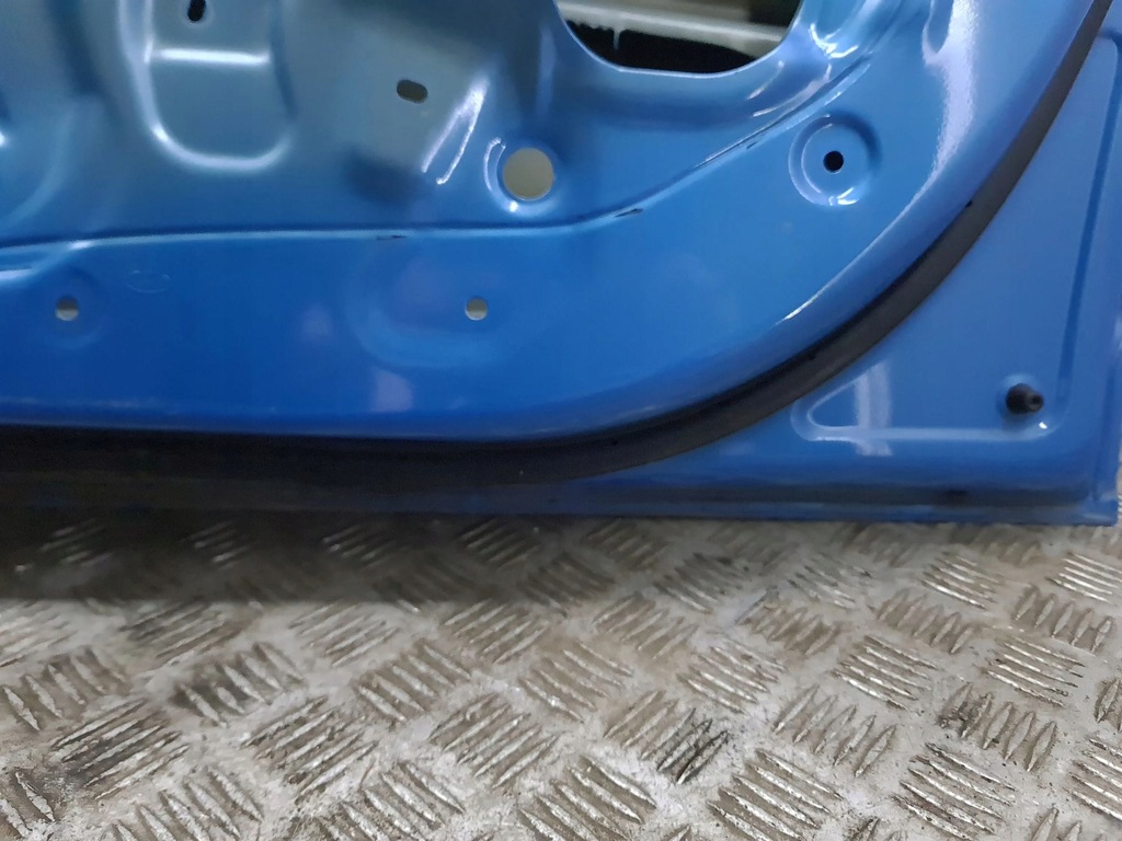 фото №14, Hyundai kona i 2019 правая сторона дверь передние