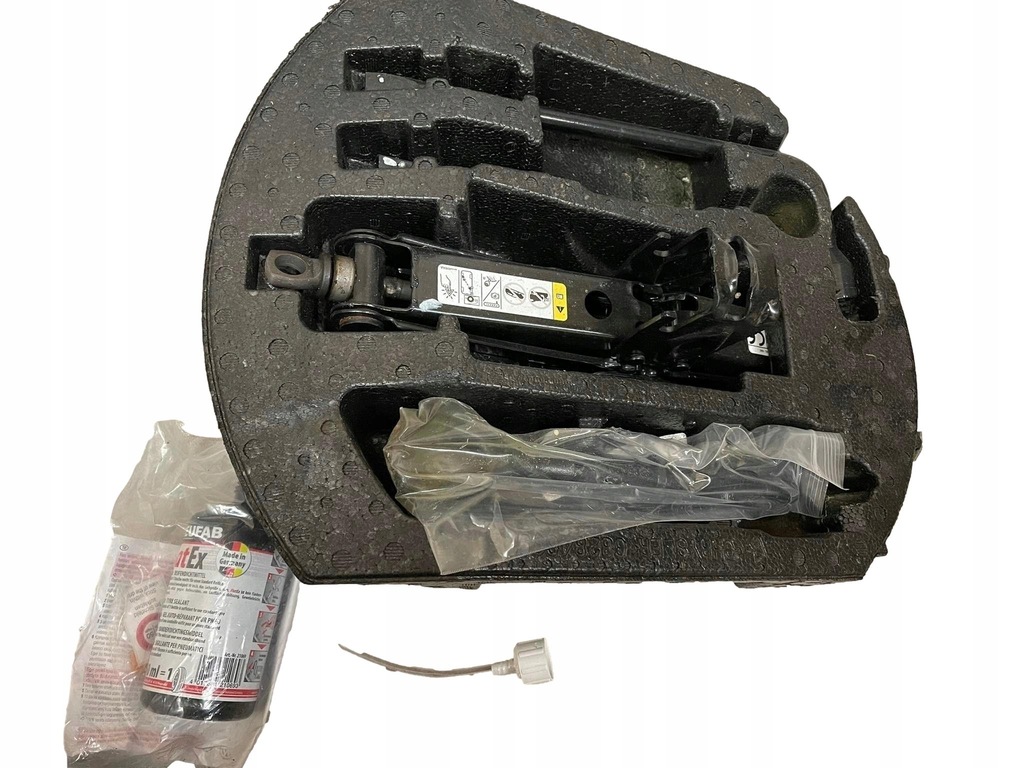 фото №1, Jeep grand cherokee wk2 домкрат набор 68284640ab