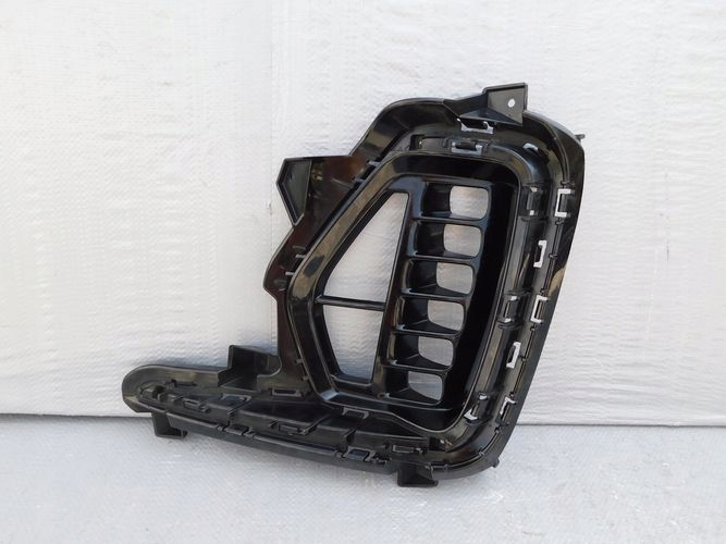 фото №1, Hyundai santa fe grand 16- решітка права