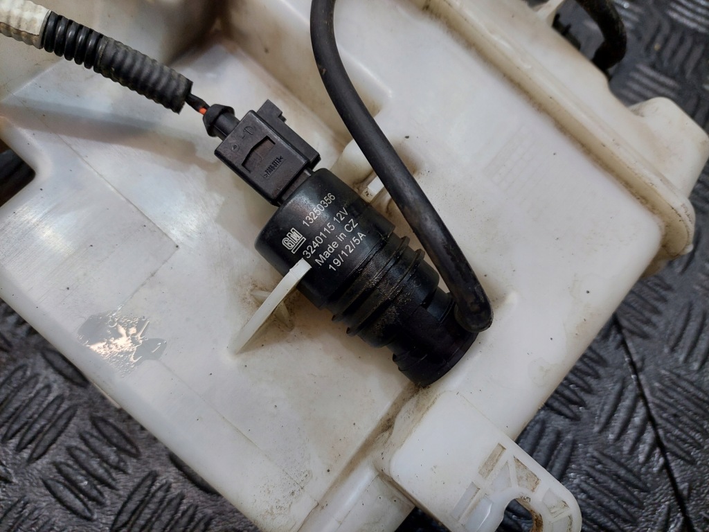 фото №8, Бак омывателя насос opel antara lift