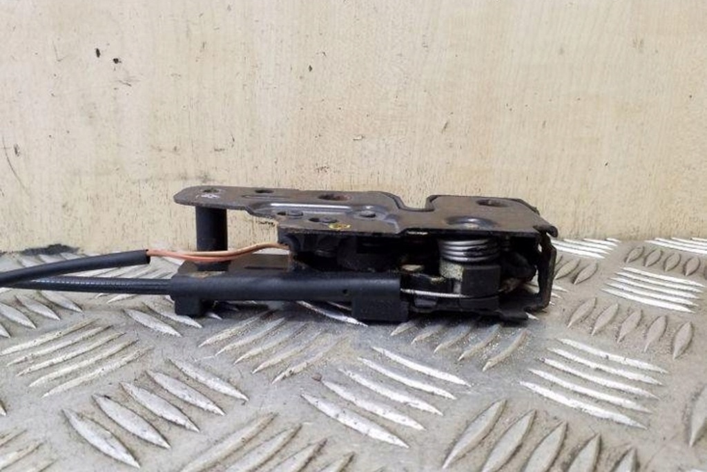 фото №7, Замок капот audi q7 4l 4l0823509 3.0l дизель 171kw 2007