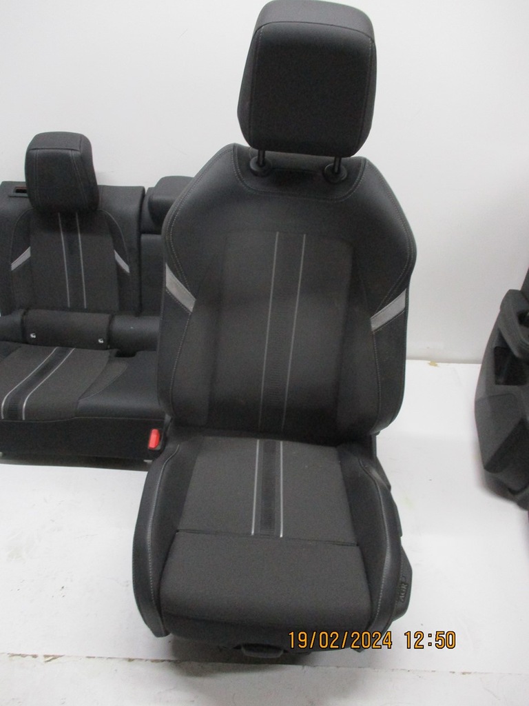 фото №9, Обивка сиденья заднее сиденье pół кожа opel astra l