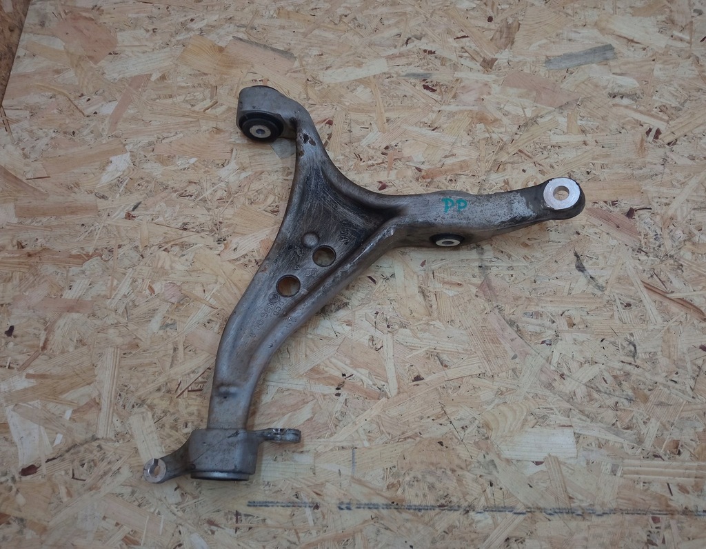 фото №1, Рычаг правый перед mercedes gl x166 4.7 v8