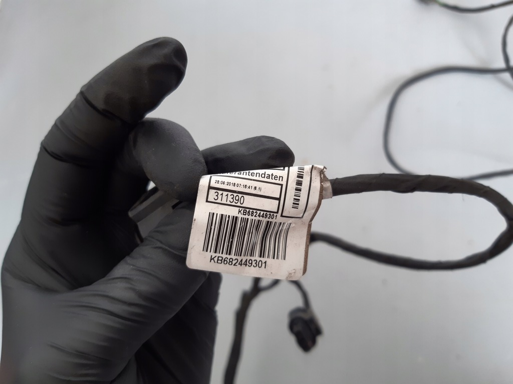 фото №11, Bmw джгут електропроводка бампера задня 11107811