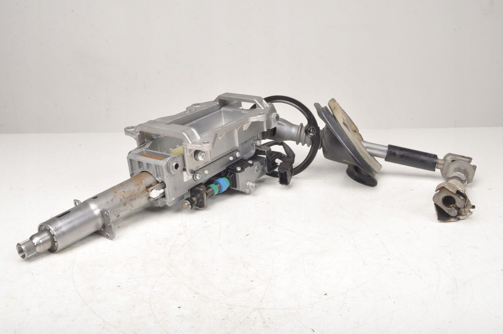 фото №10, Levante 3.0 колонка рулевая 06701023000 anglik