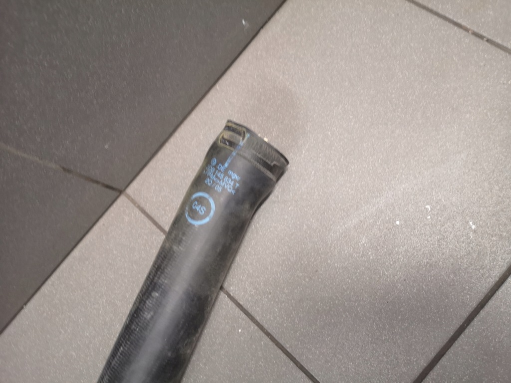 фото №4, Шланг интеркулер vw phaeton 3.0 tdi 4d0145834t