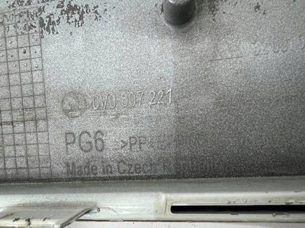 фото №9, Skoda fabia iii 3 6v0 14-18 r. бампер перед передний