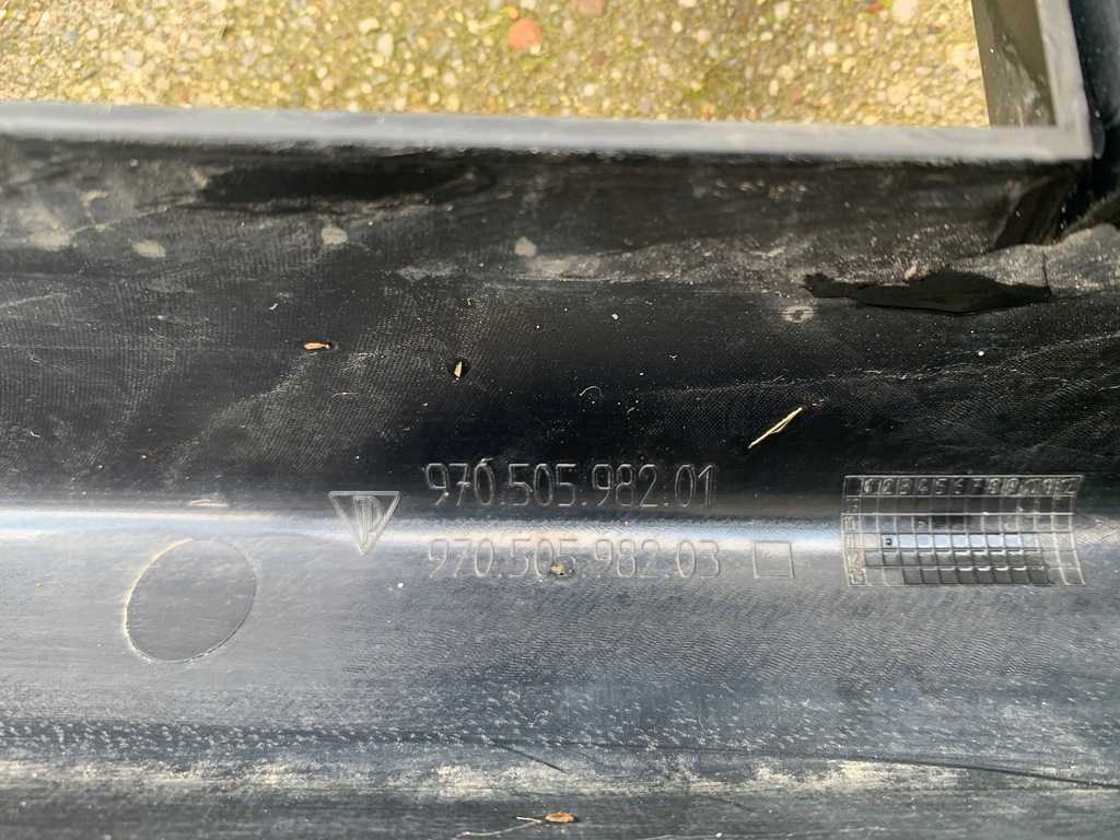 фото №13, Porsche panamera 970 решётка средняя бампера 97050598201