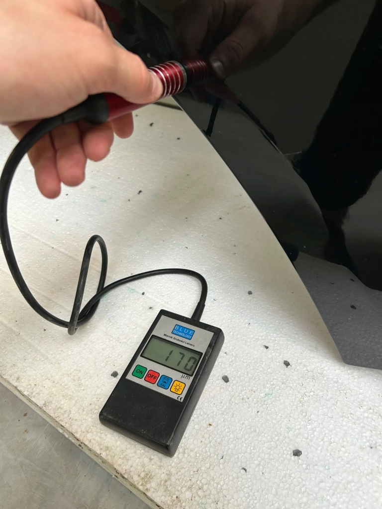 Крила лівий bmw 5 f10 f11 2013 чорний  sapphire 475 Ціна