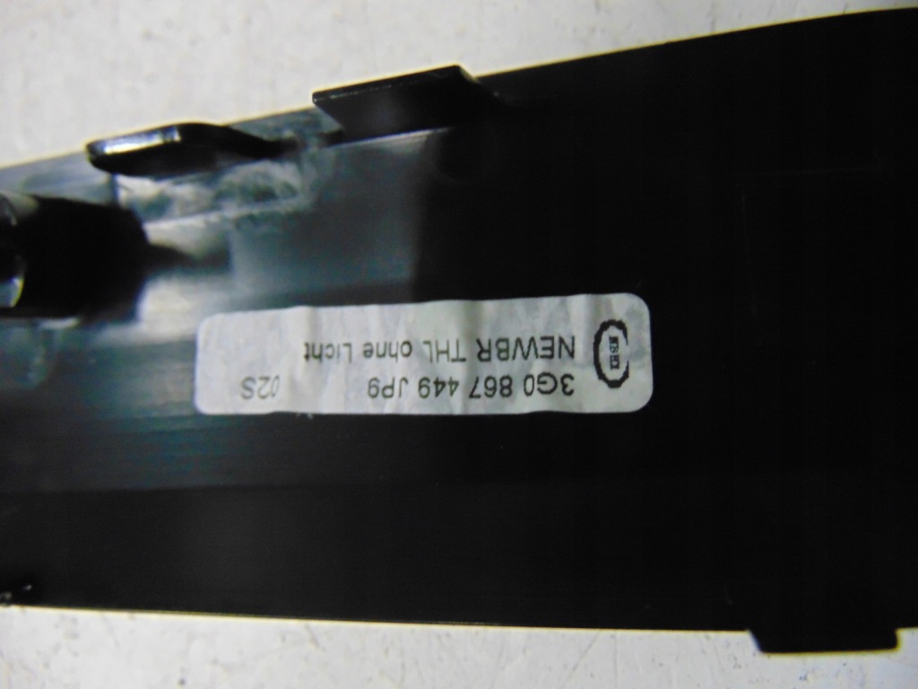 Молдинг dekor левый задняя vw passat b8 3g0867449 с Разборки