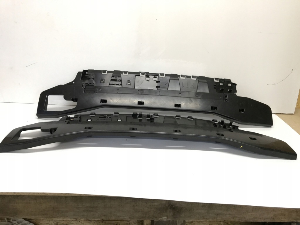 фото №1, Направляющая кронштейн бампера задняя bmw 5 f11 7299972