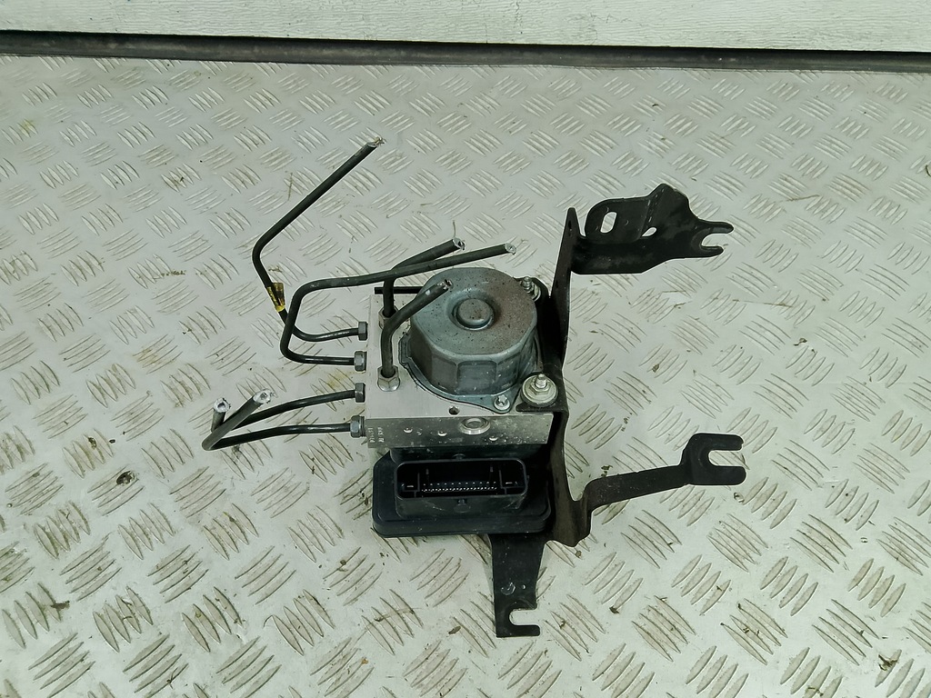 фото №1, Renault clio iv 4 2014 насос abs 476608644r