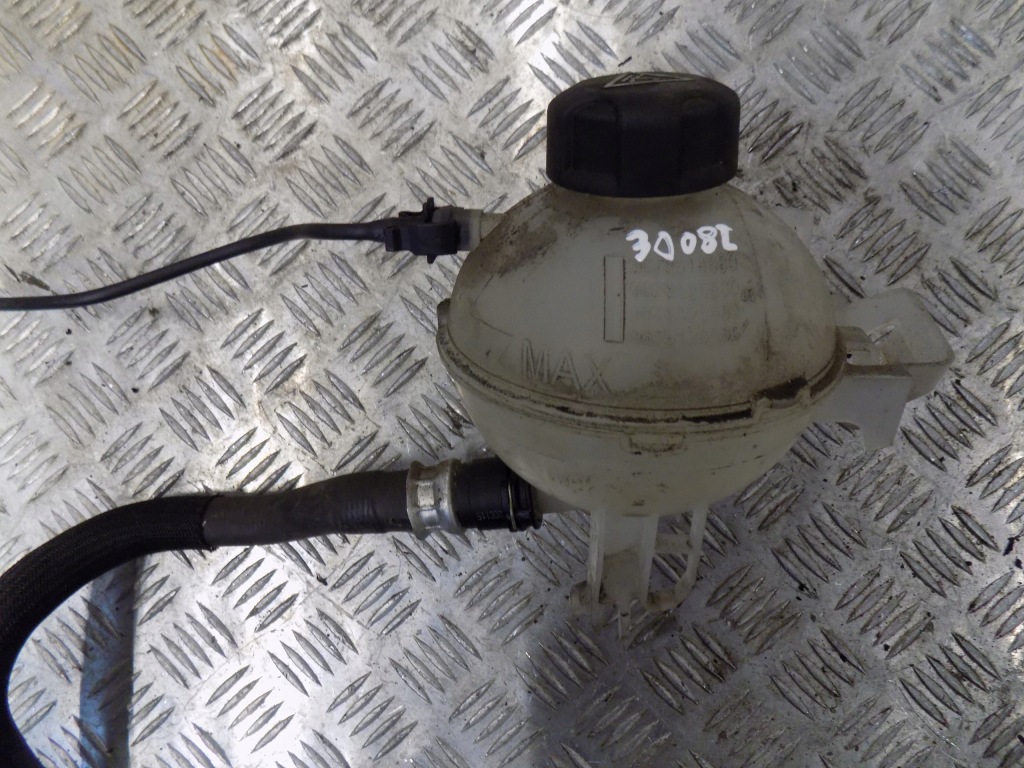 фото №1, Peugeot 3008 i бачок расширительный