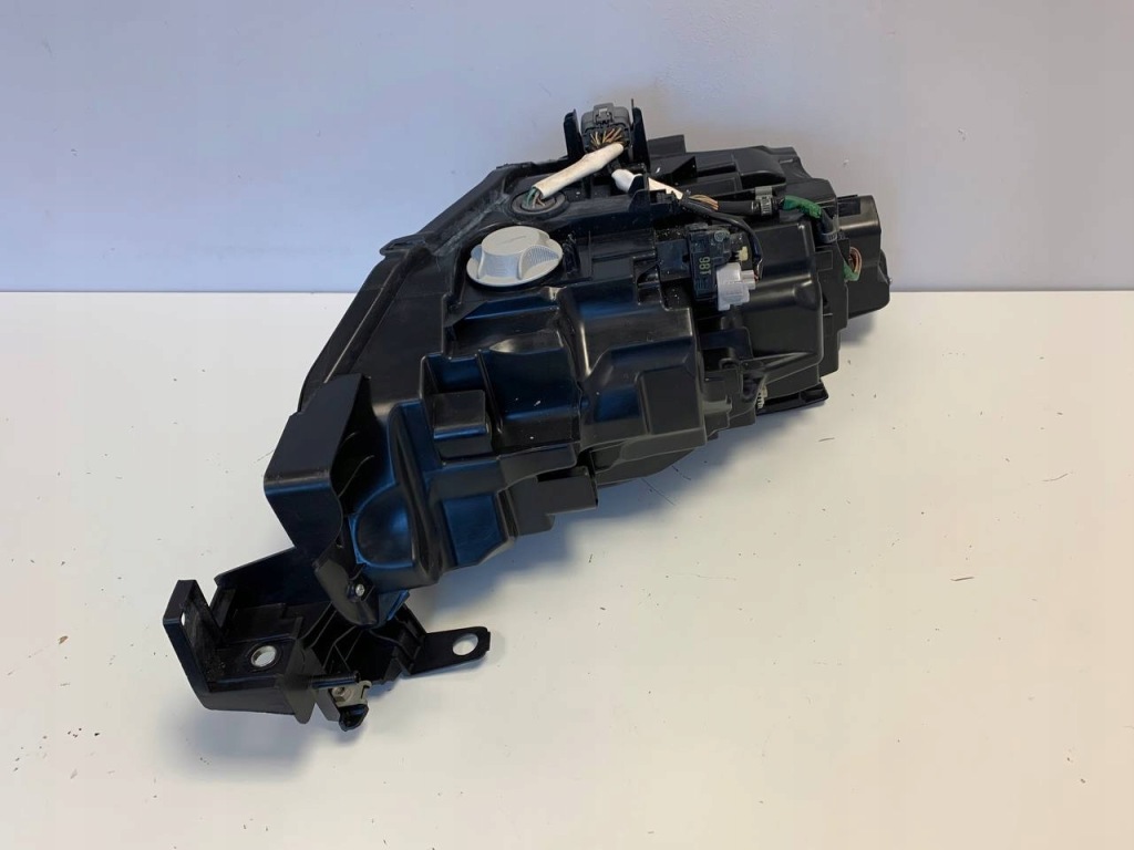 Права / ліва лампа фара mazda 6 gl full led afs 14 pinów в Україні