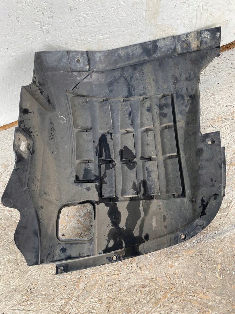 фото №8, Підкрилок праве передні defender l8b216a573ad