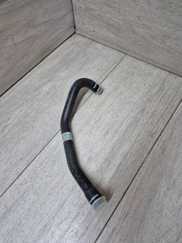 16576. ferrari 488 труба воды 86280800 Цена