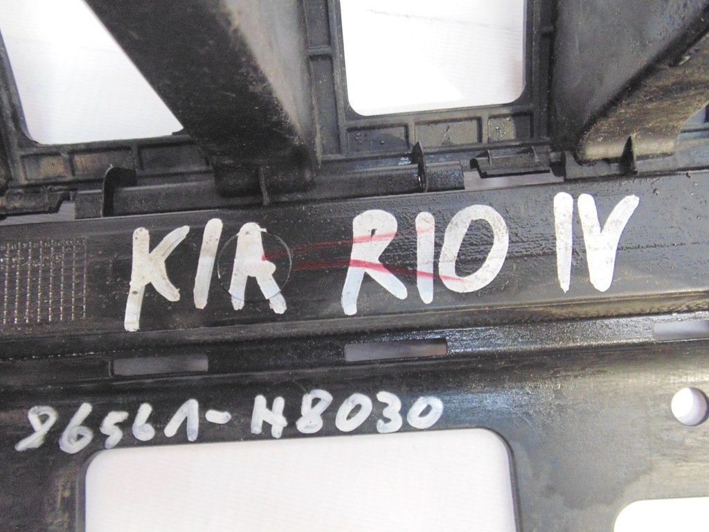 фото №8, Решітка решітка радіатора решітка радіатора бампера перед передня kia rio iv 86562-h8030 4