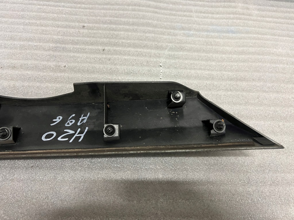 фото №8, Suzuki vitara накладка крышки rok 2020 цвет a9g