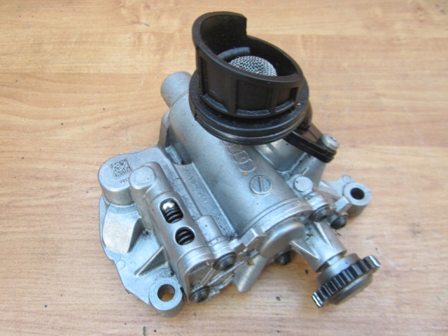 фото №13, Vw golf viii r audi a4 a5 a6 q5 s3 2.0 tfsi насос масла 06h115105ge bdb