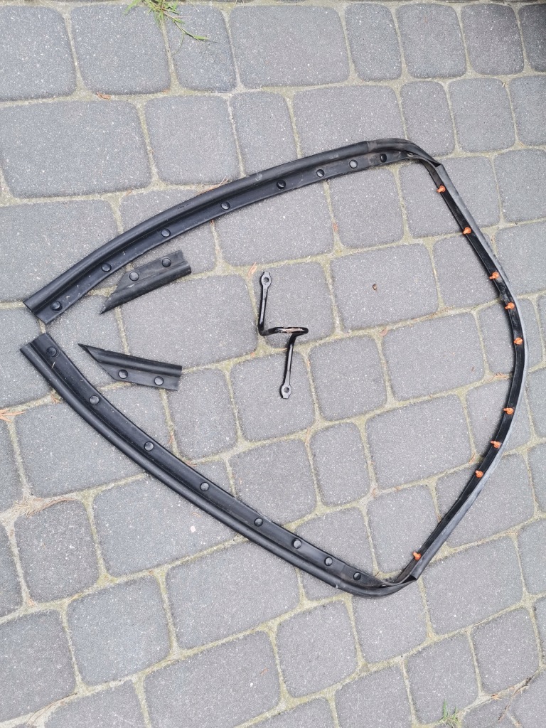 фото №1, Прокладка капот двигуна ford edge mk2 2019- 2419232 _ kt4b-r16b990-ab