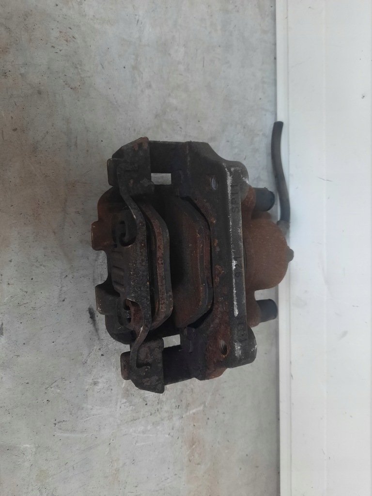 фото №9, Суппорт тормозной правый перед bmw x1 e84 2.0d