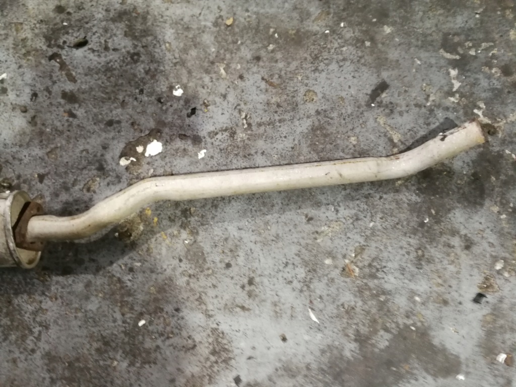 Вихлоп середній гасник bmw e21 799 Оригінал