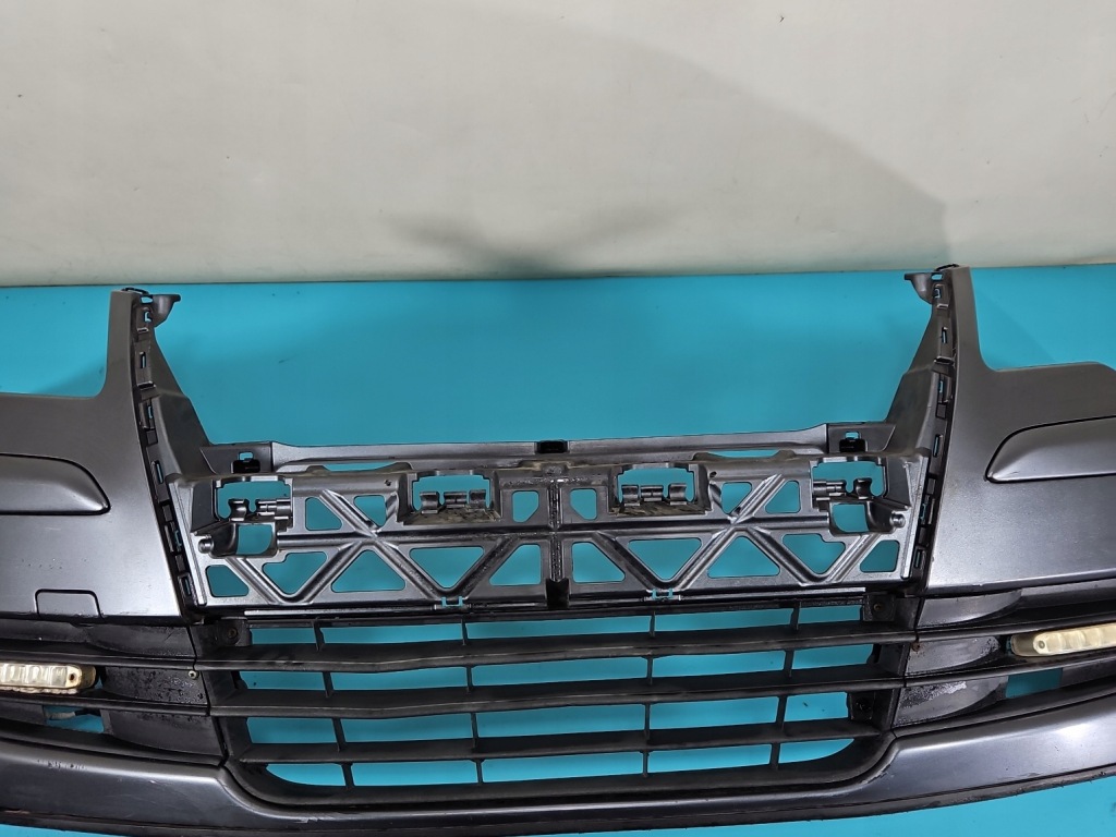 Бампер перед vw touran i lift 06-10 grafitowy ld7x Київ