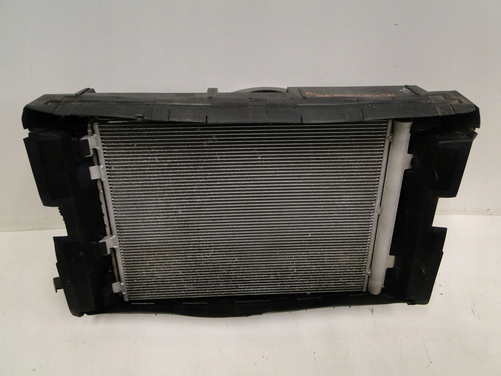 фото №11, Mercedes glb 247 x247 pas передній радіатор комплект 200d