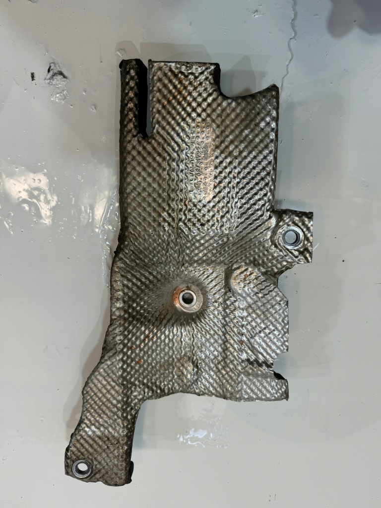 фото №1, Захист теплова vw golf vii 04l103954