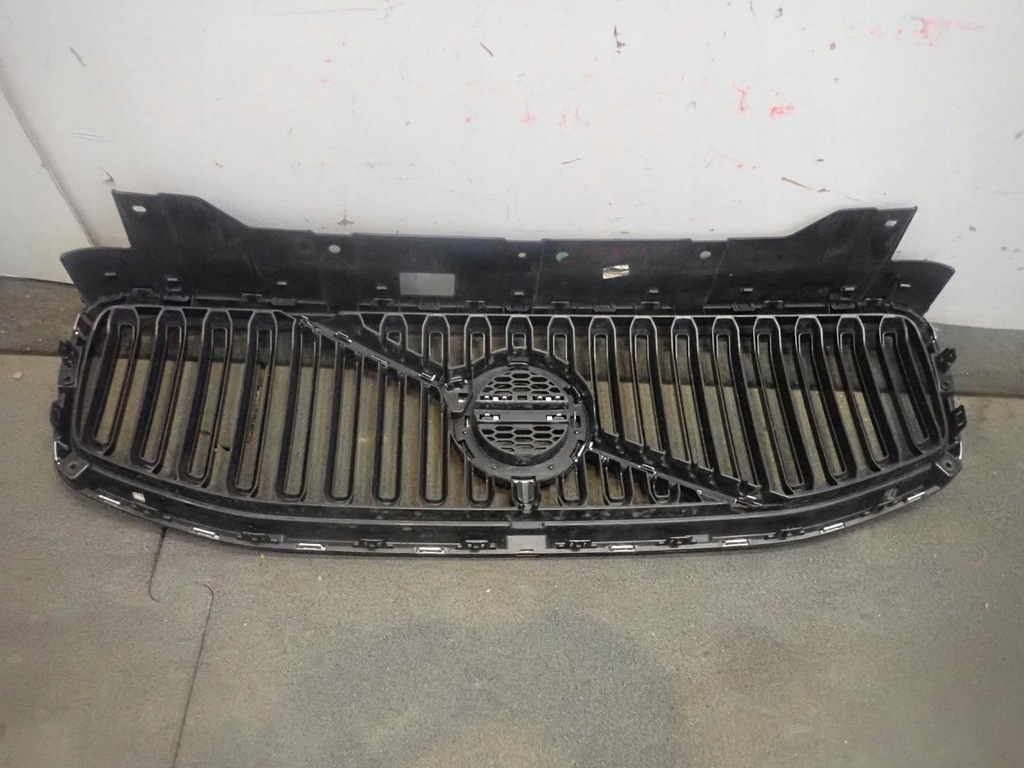 фото №6, Решітка радіатора volvo xc60 ii 2017- 31457606