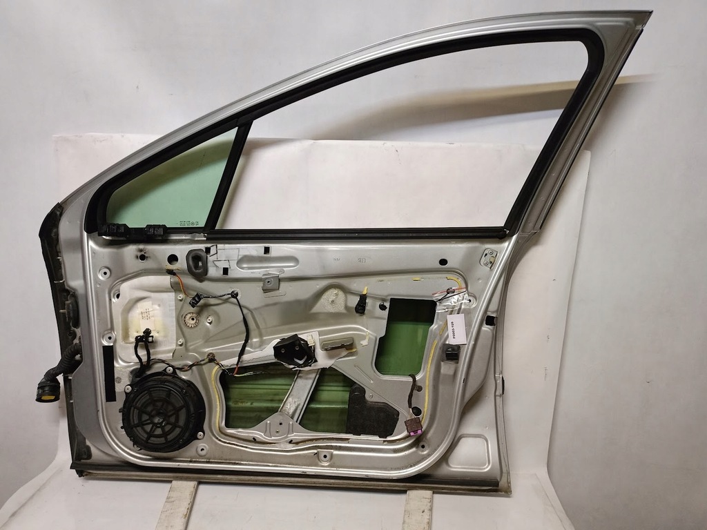 фото №1, Дверь правое передние ezrc peugeot 407