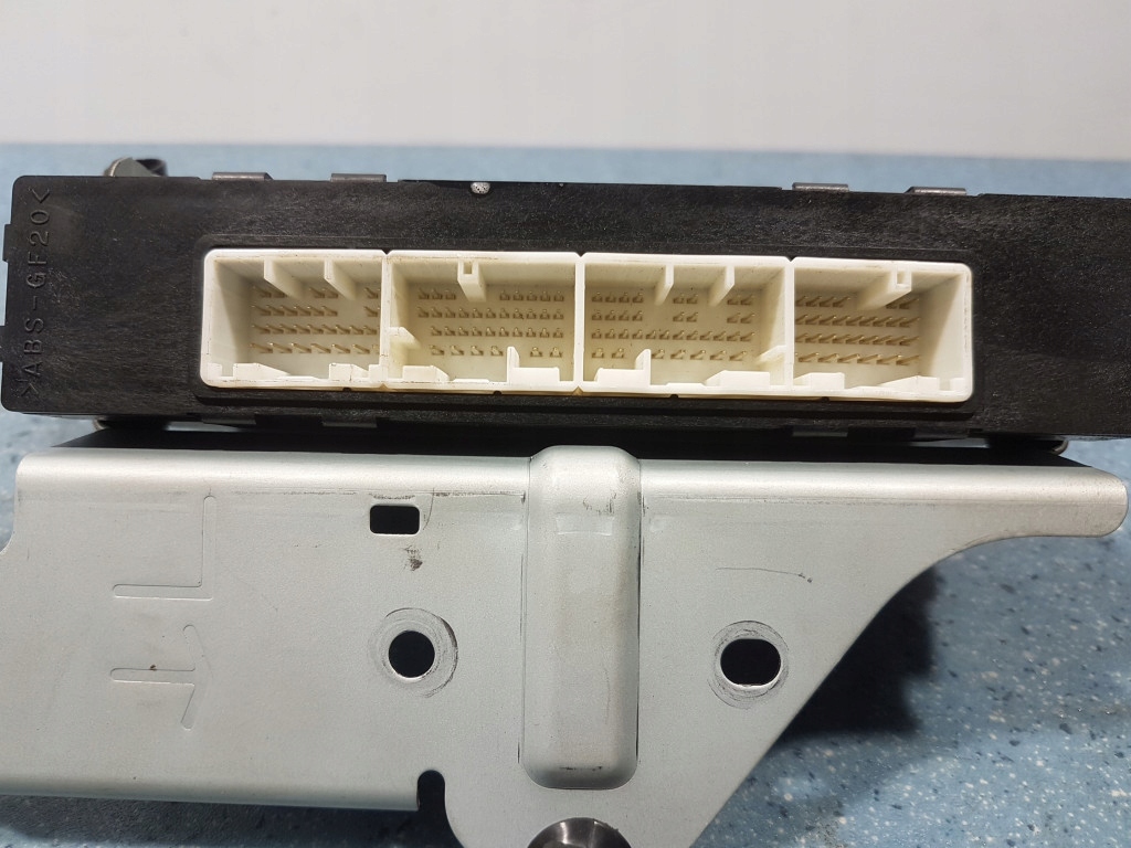 фото №8, Subaru outback iv 2.0d модуль bsi 88281aj220