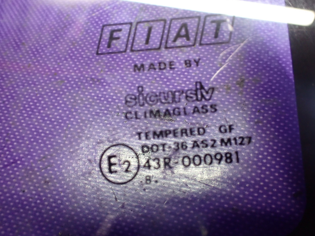 фото №3, Fiat coupe скло кузовна правий задня