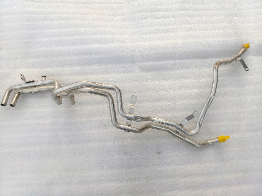 фото №1, Jaguar f-pace x761 гибрид 2.0 waz трубка m8a2-2d266-ad