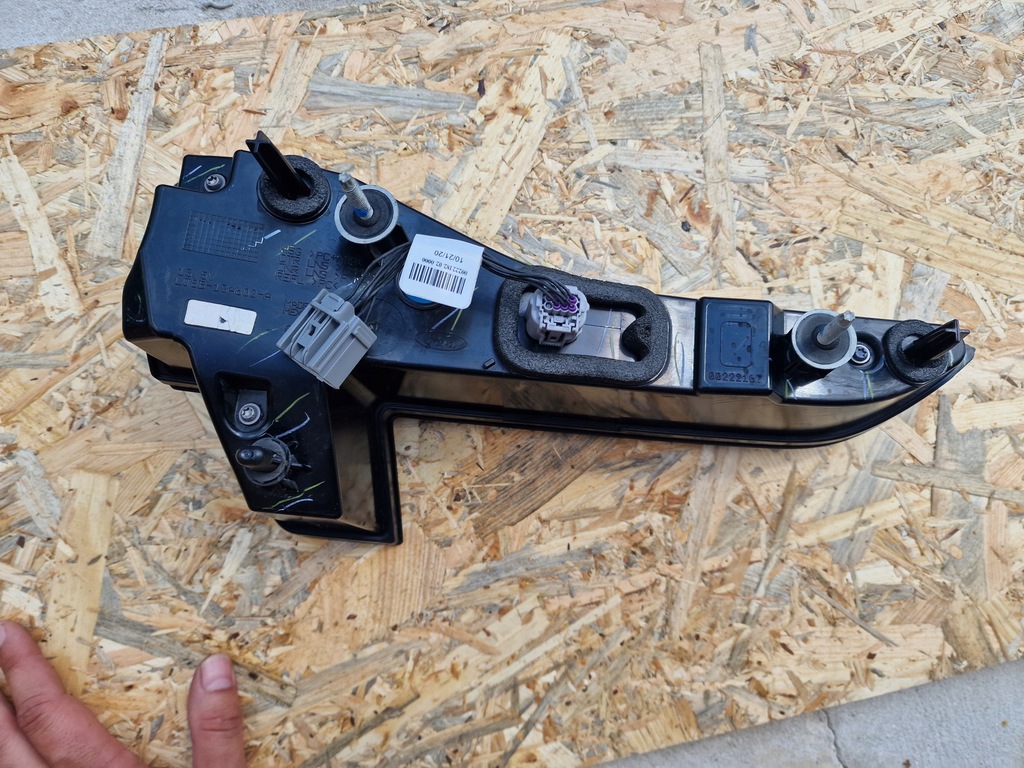 фото №10, Ford mustang mach-e lj8b-13a602-ac лампа правый задняя