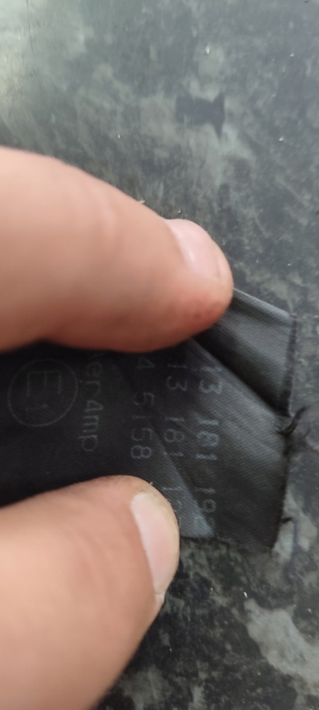 Ремень безопасности правый  перед opel astra h 13181192 с Разборки