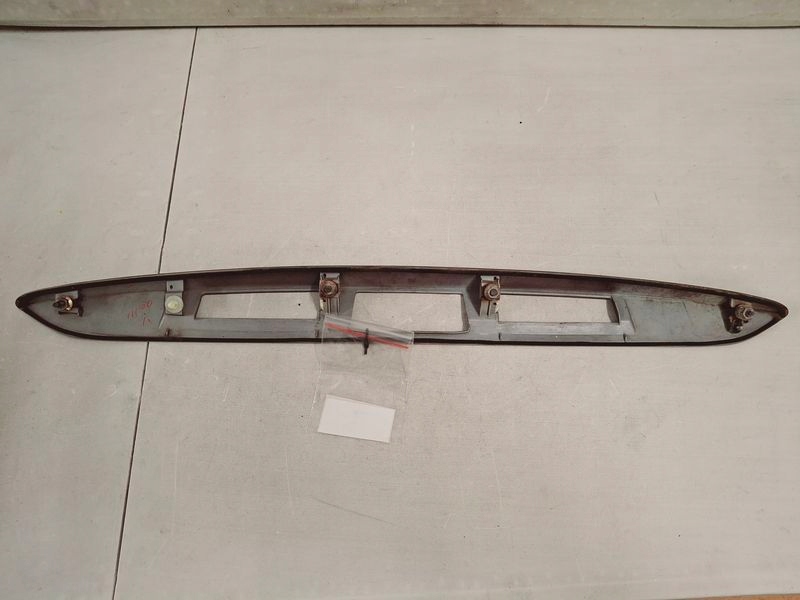 фото №9, Mitsubishi grandis молдинг накладка крышки багажника задняя v03