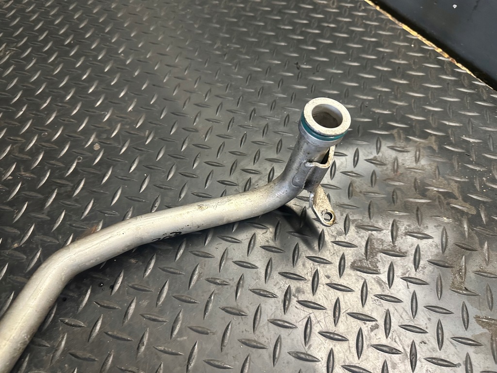 фото №8, Шланг wody audi a8 d4 4.2 tdi cds 057121073k