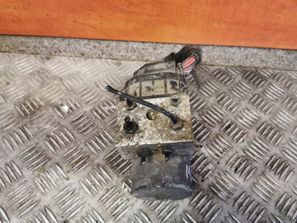 Купити Bosch 0265216525 насос abs