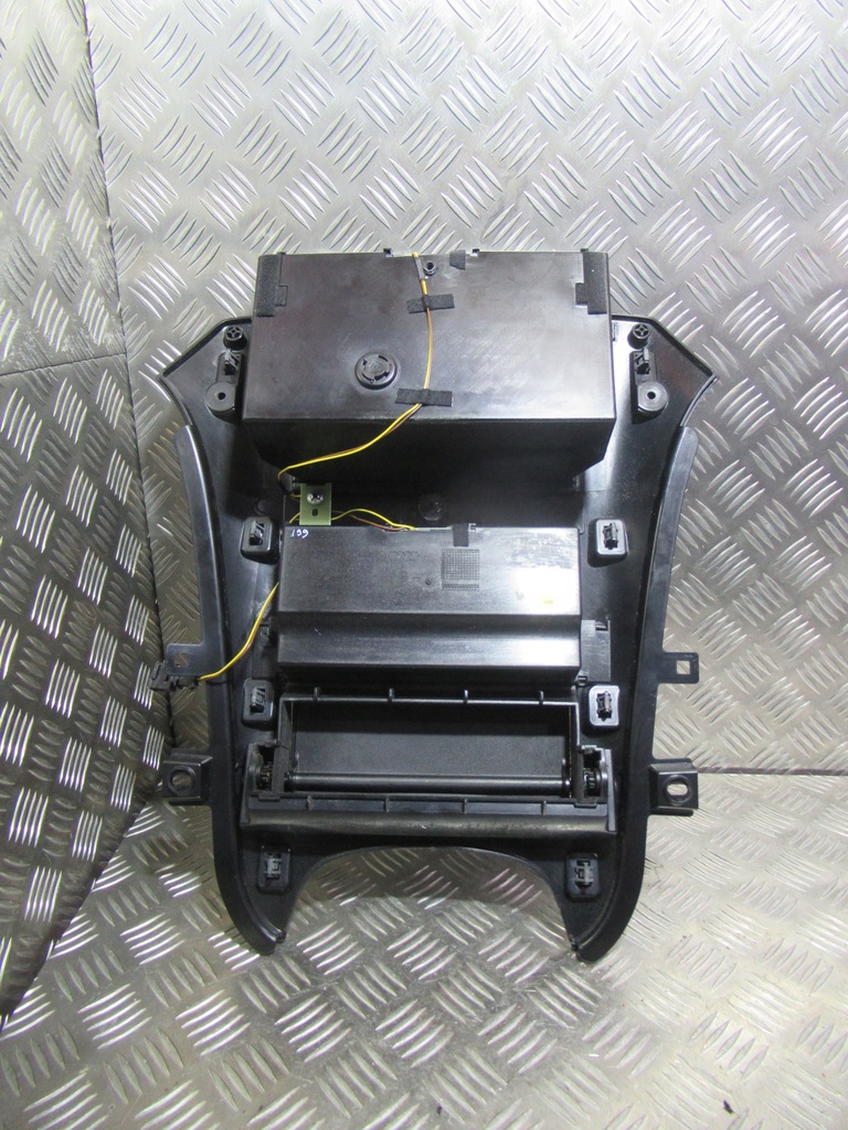 фото №6, Audi r8 бардачок задняя 427868675