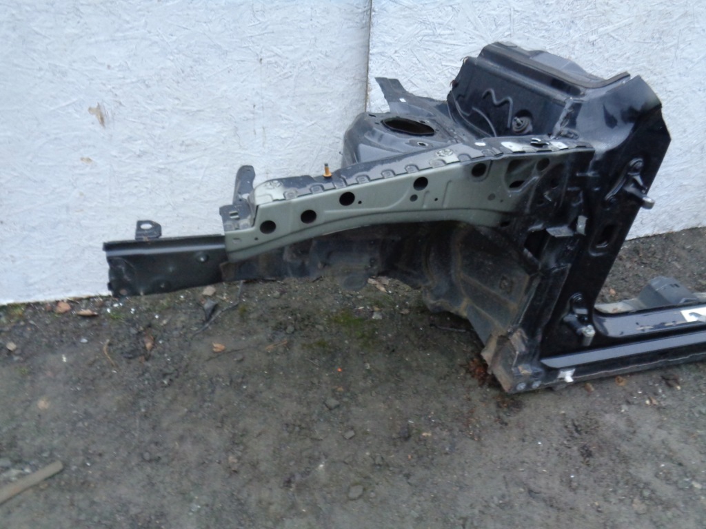 фото №1, Mercedes gla w156 x156 13-19r чверть ліва перед блок двигуна a