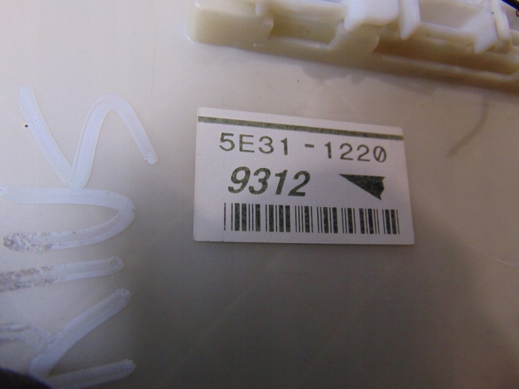 фото №11, Модуль bsi коробка предохранителей toyota prius ii hybrid 5e31-1220