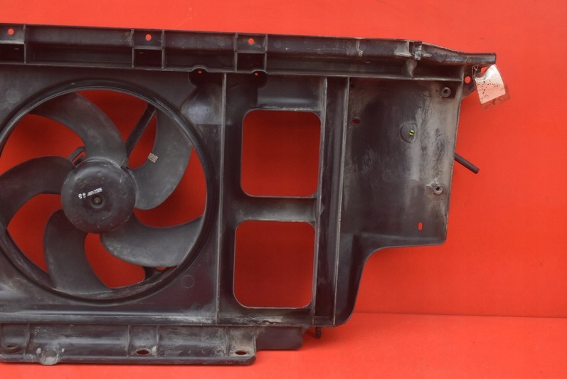 фото №8, Pas передний усилитель peugeot 206 1.1 8v 60 km 98-03