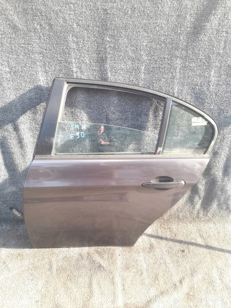 фото №1, Дверь левая задние bmw e90