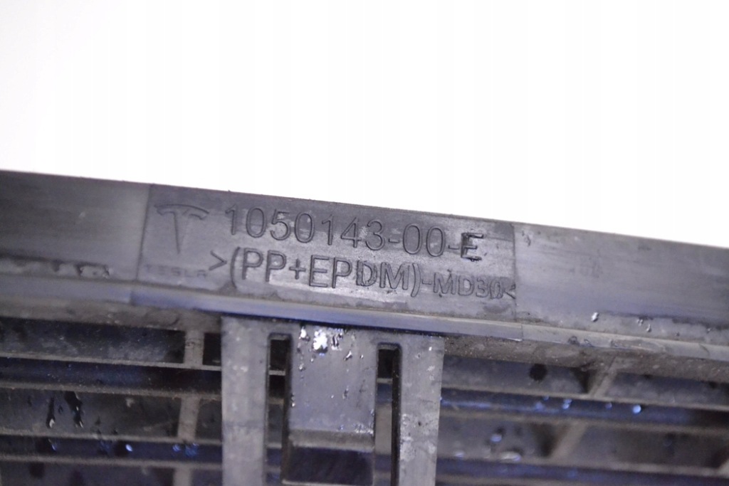 фото №5, Tesla model x p100d awd 2017 rhd передній бампер сітка решітка