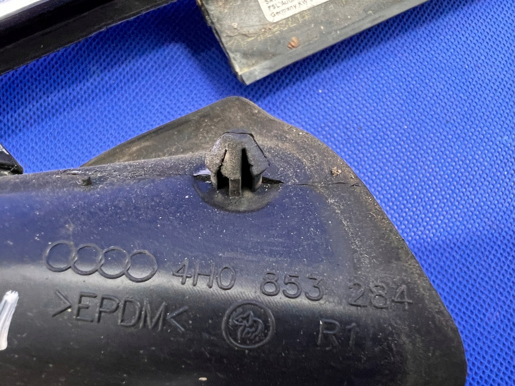 фото №6, Audi a8 d4 молдинг хром двері p перед 4h0853284a